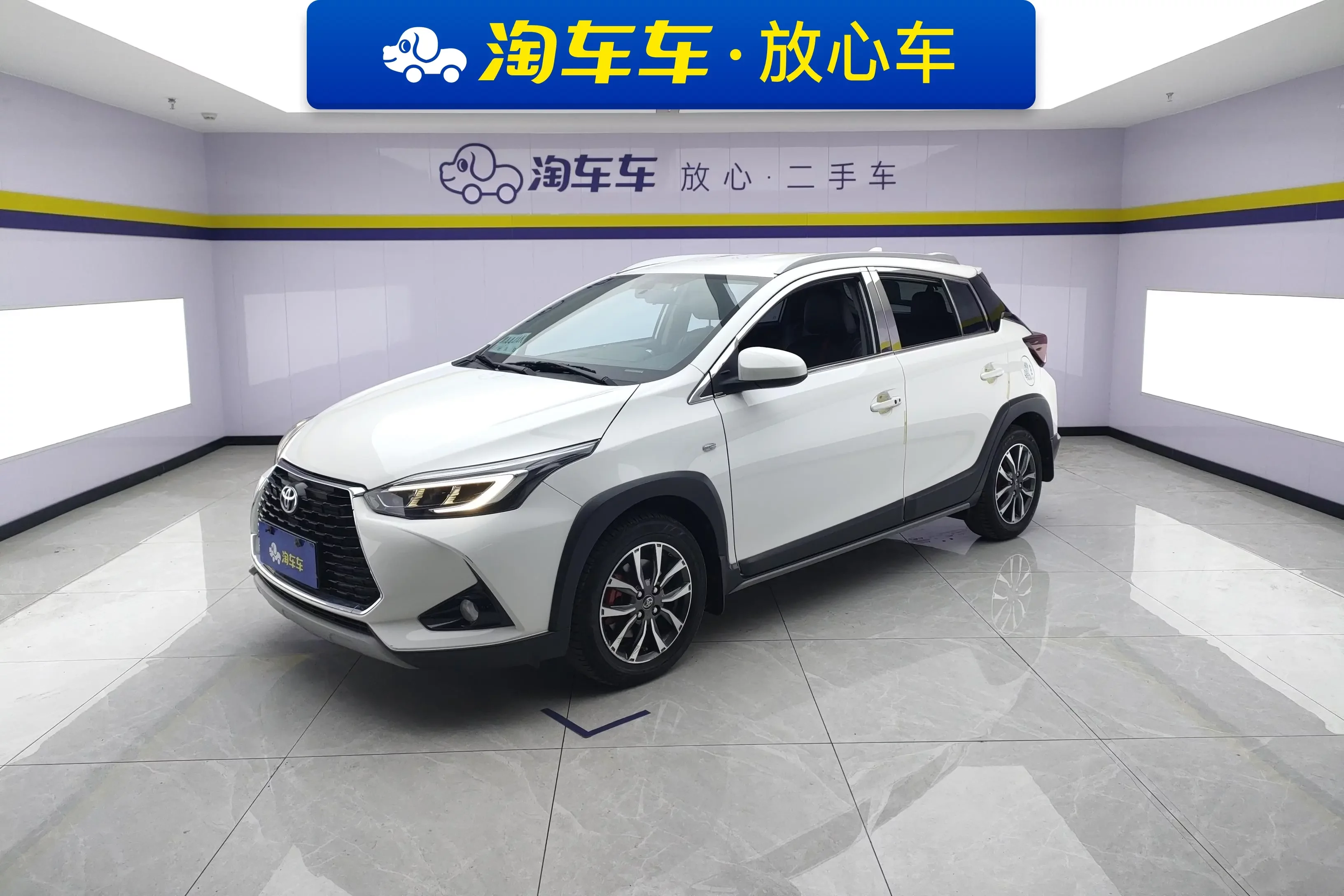 TOYOTA YARIS L
