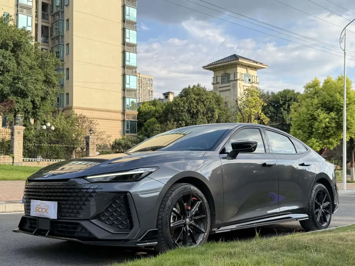 Changan UNI-V