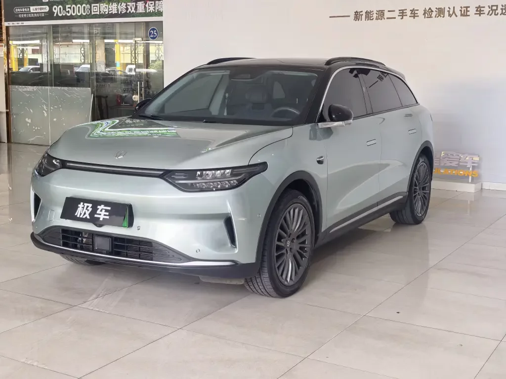 Leapmotor C11