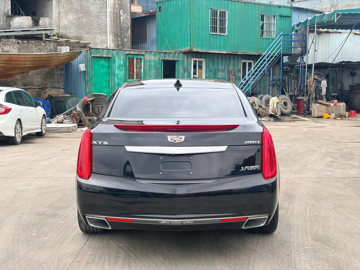 Cadillac XTS