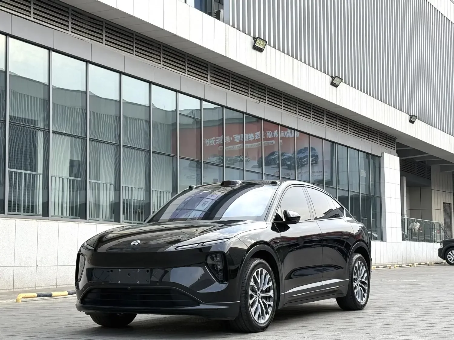 NIO EC6