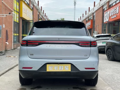Leapmotor C11