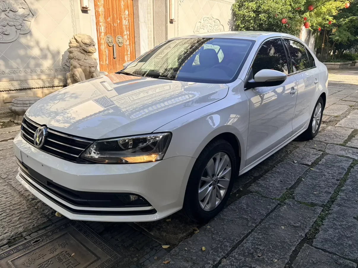 Volkswagen Sagitar