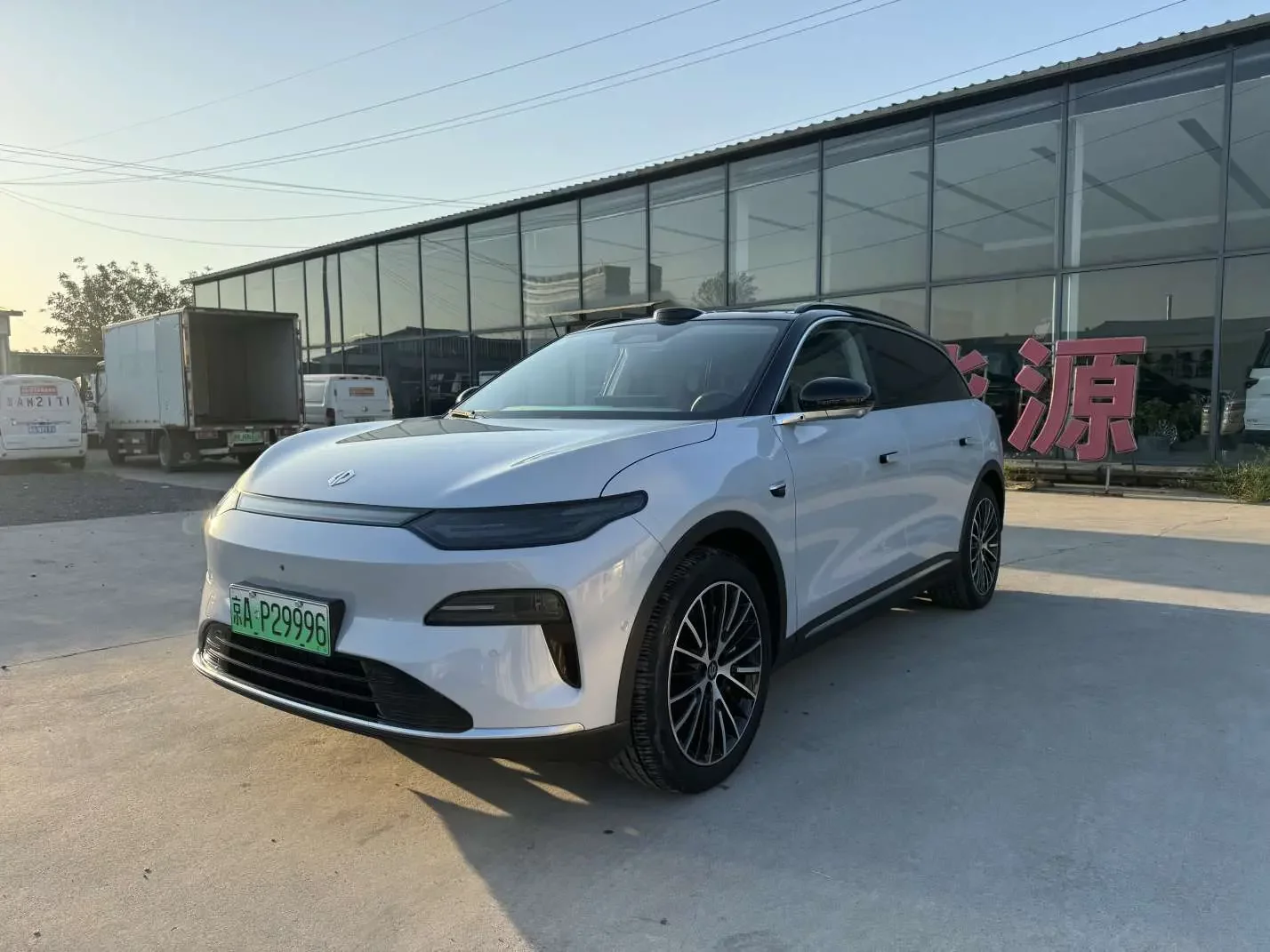 Leapmotor C11