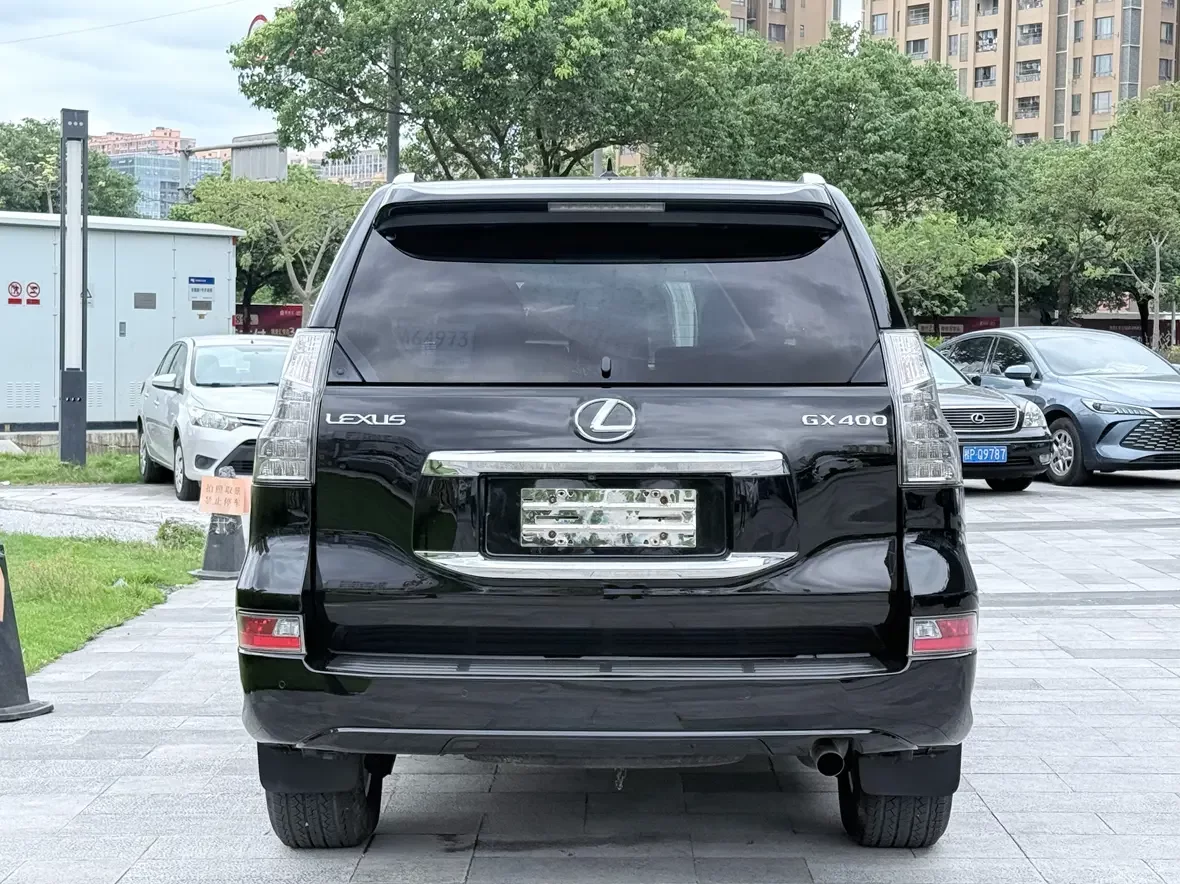 Lexus GX