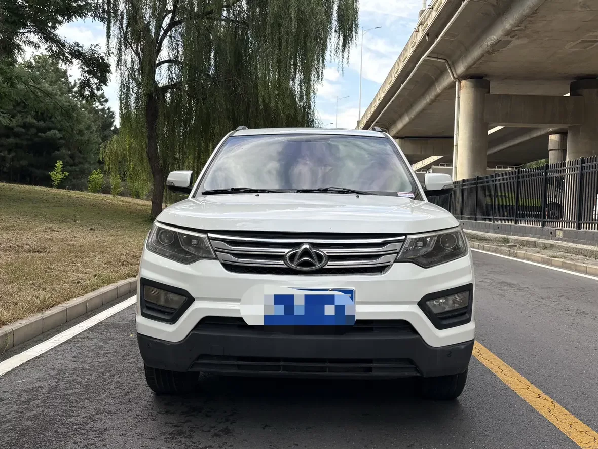 Oshan Changan Auchan CX70
