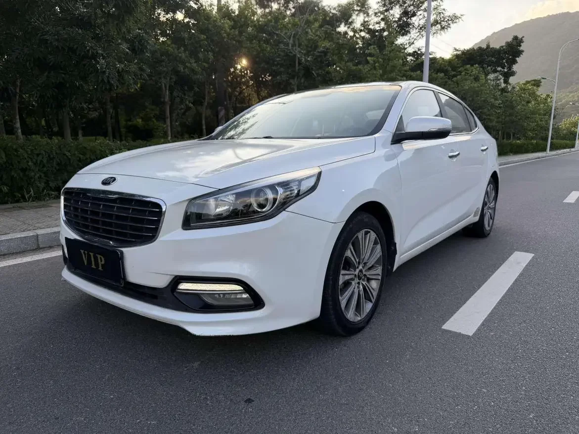 Kia K4