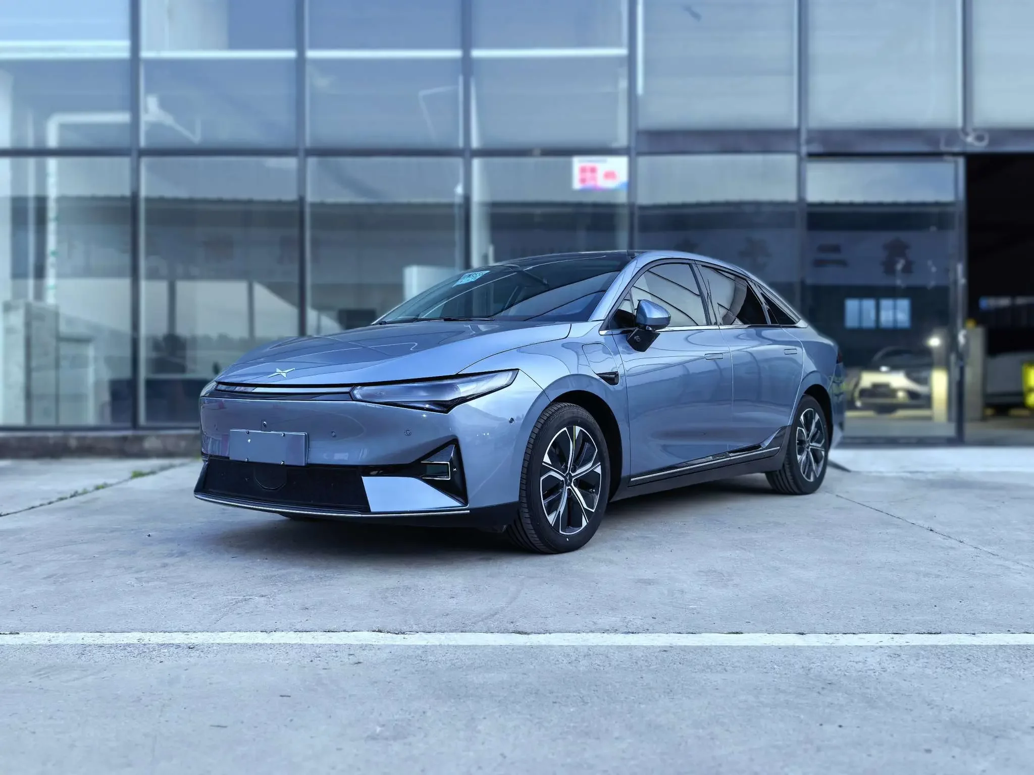 XPeng P5