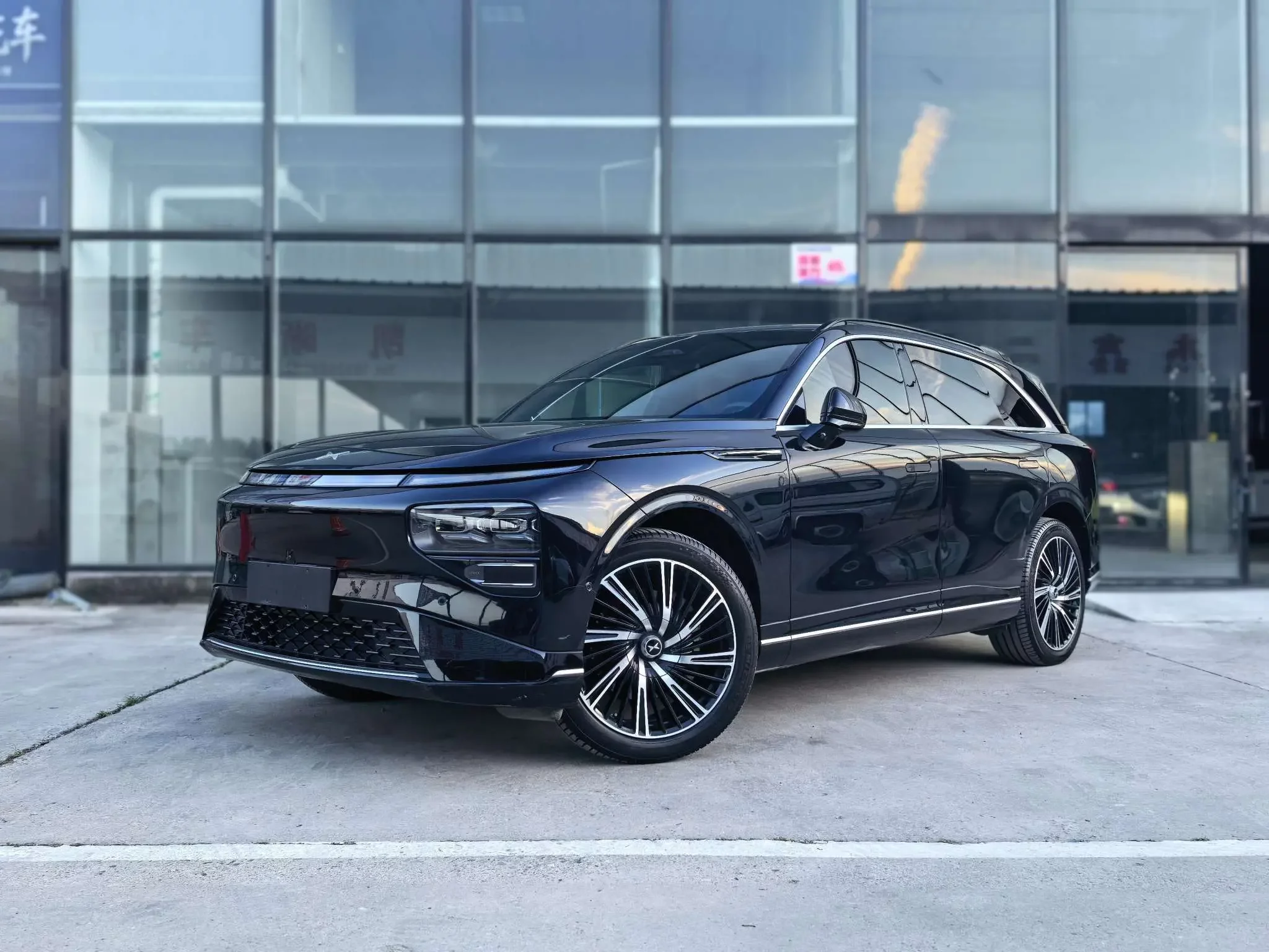 XPeng G9