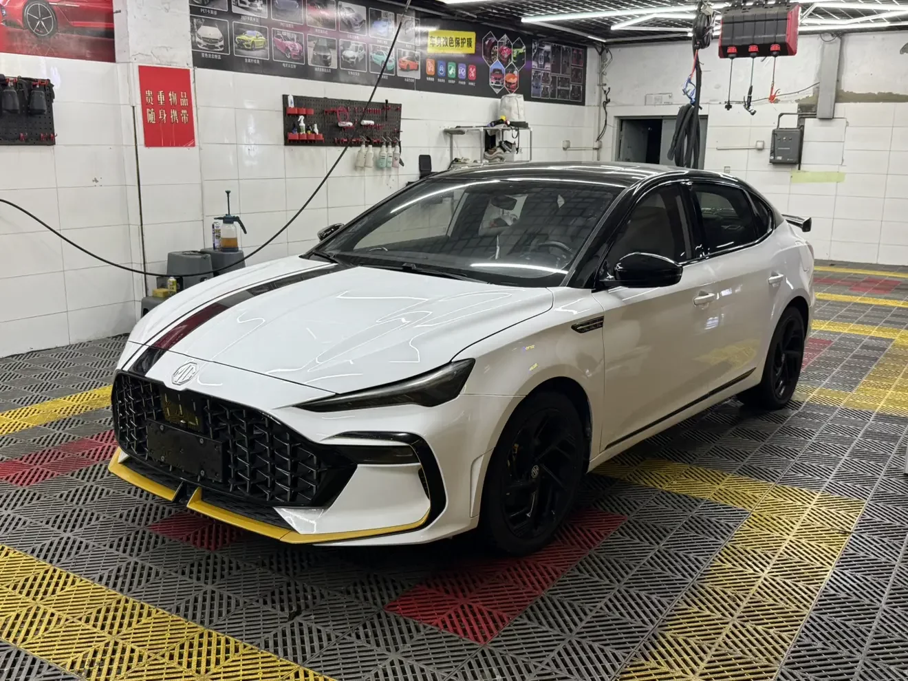 MG 6
