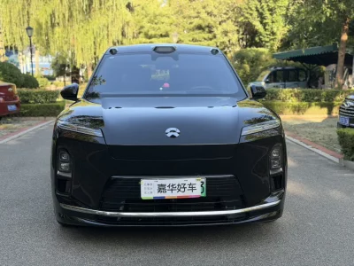 NIO ES8