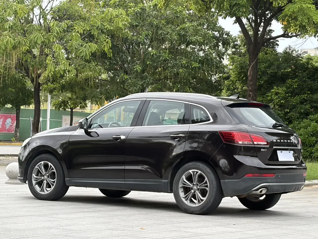 Borgward BX7