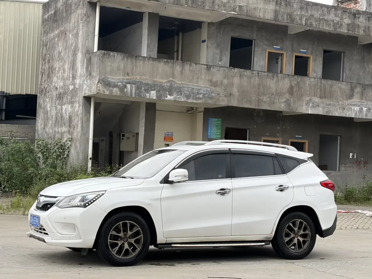 BYD Song