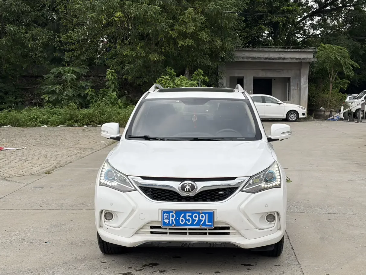 BYD Song