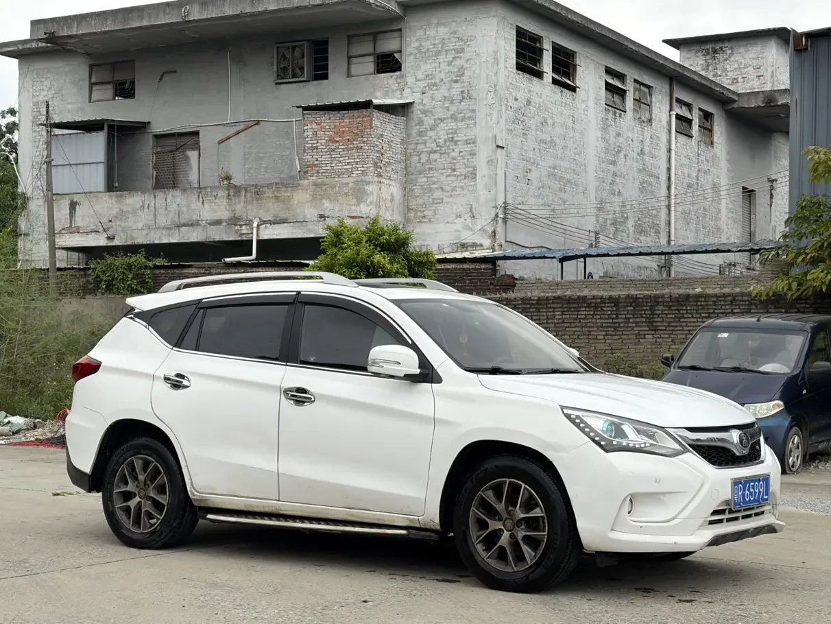 BYD Song
