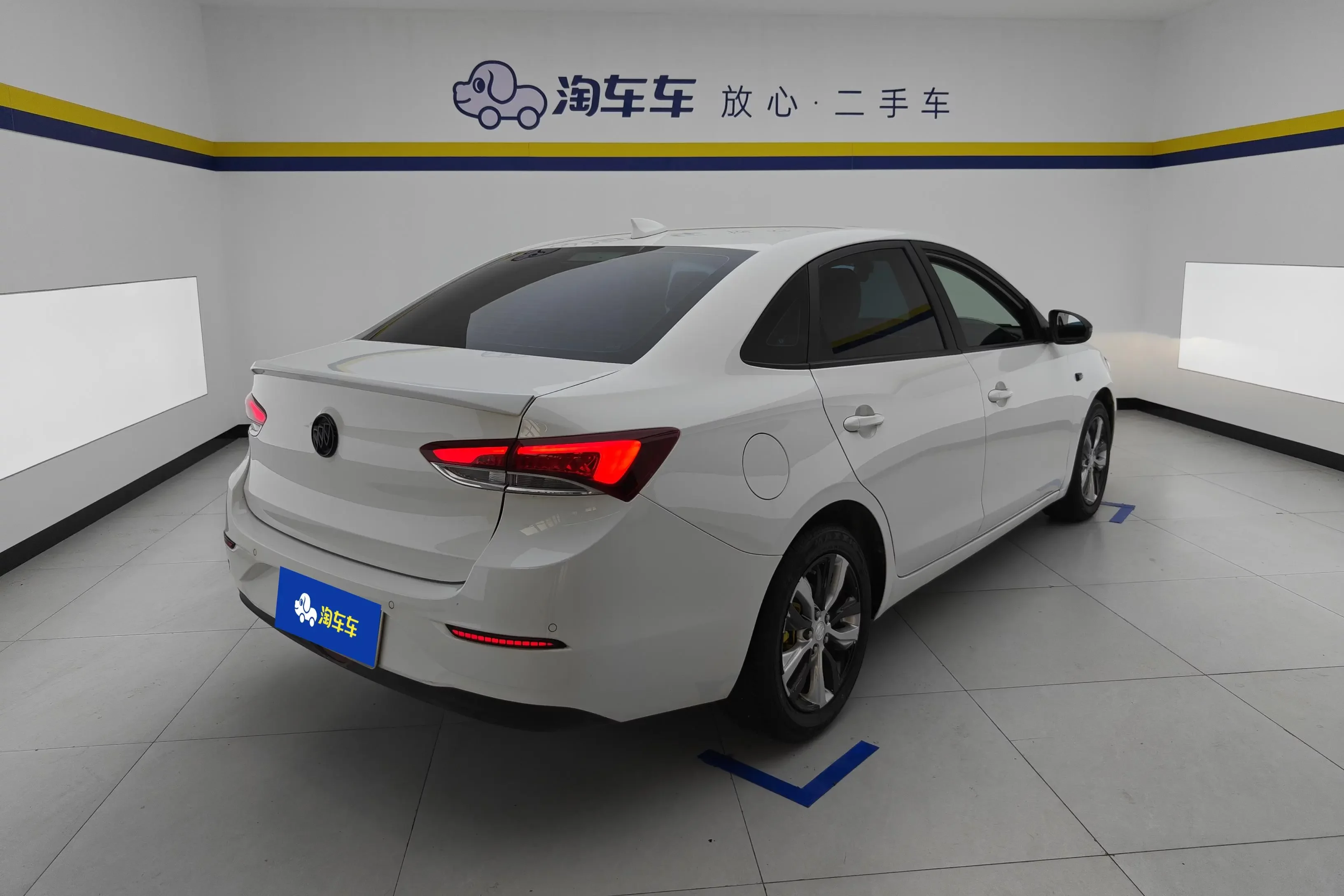 Buick Yinglang