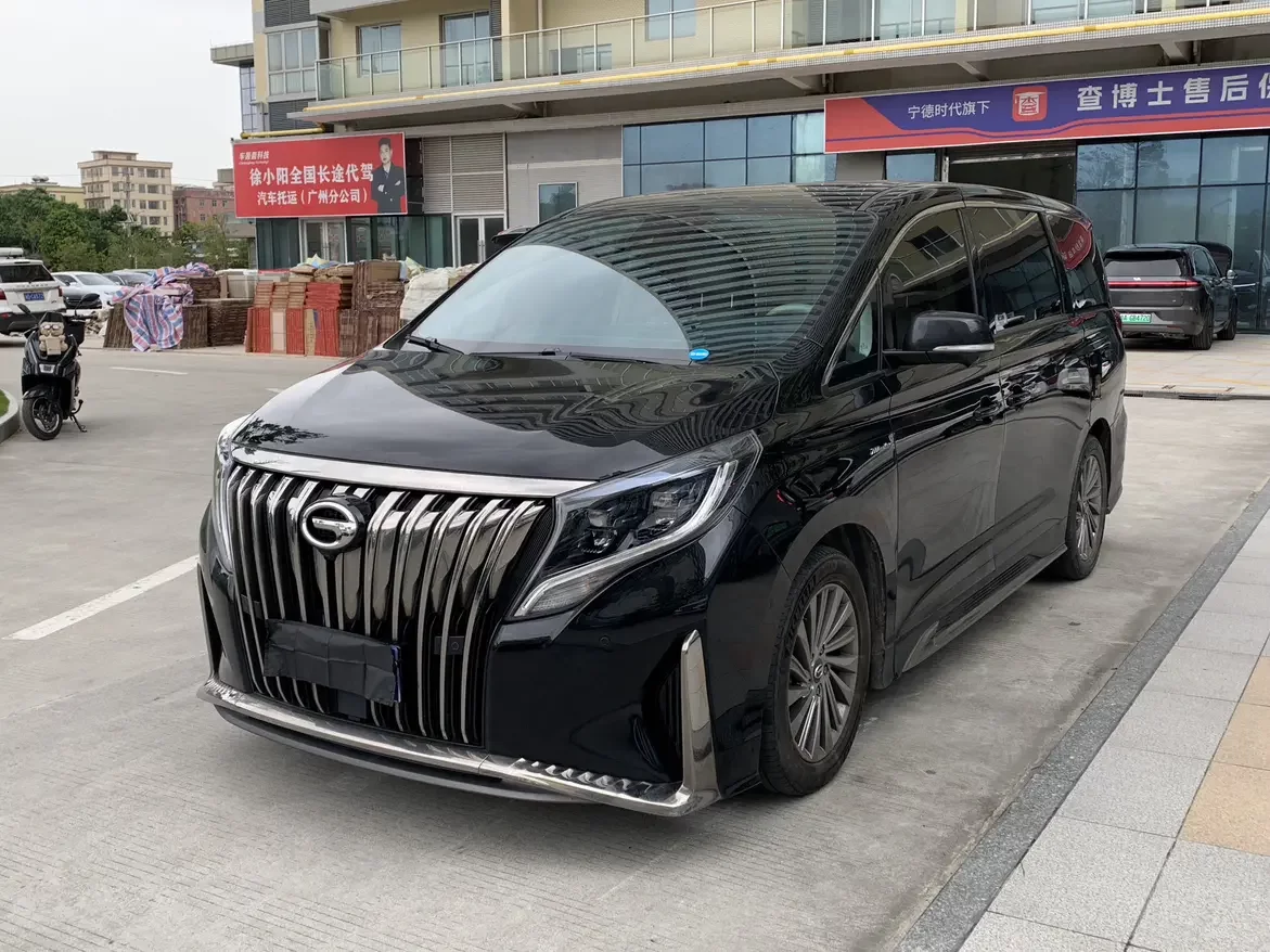 GAC Trumpchi M8