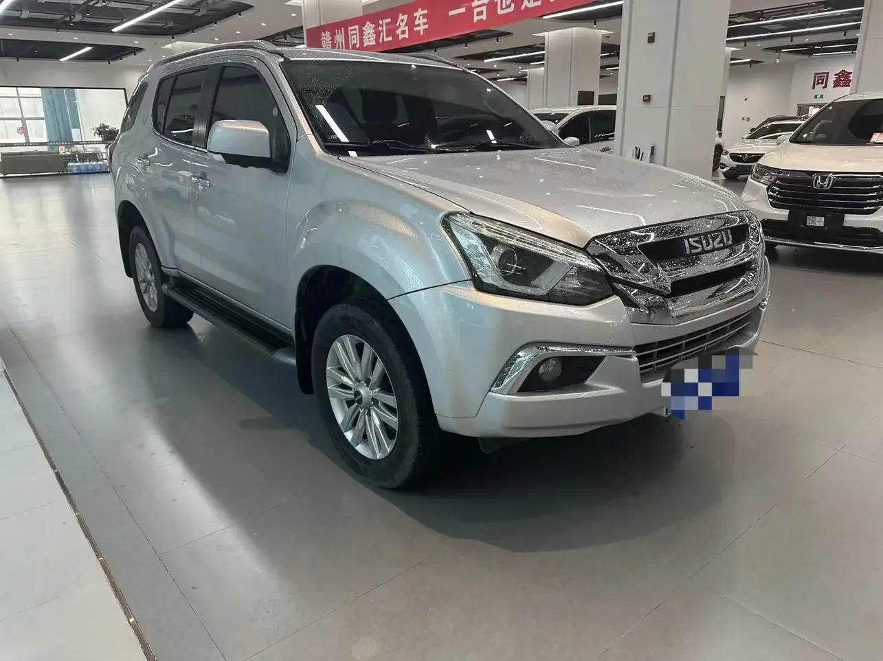 Isuzu mu-X Shepherd