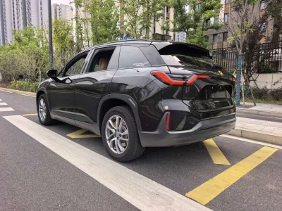 NIO ES6