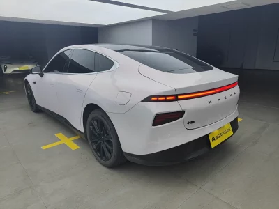 XPeng P7