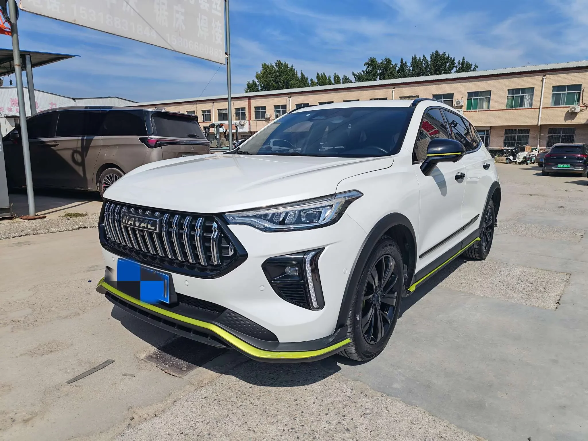 Haval Harvard Red Rabbit