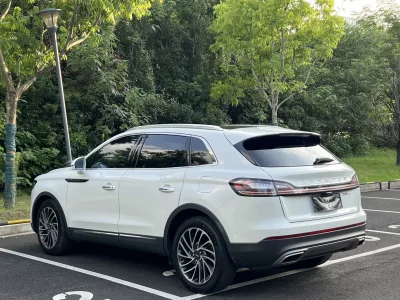 Lincoln Voyager