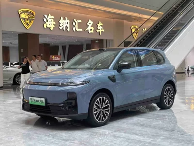 Leapmotor B10