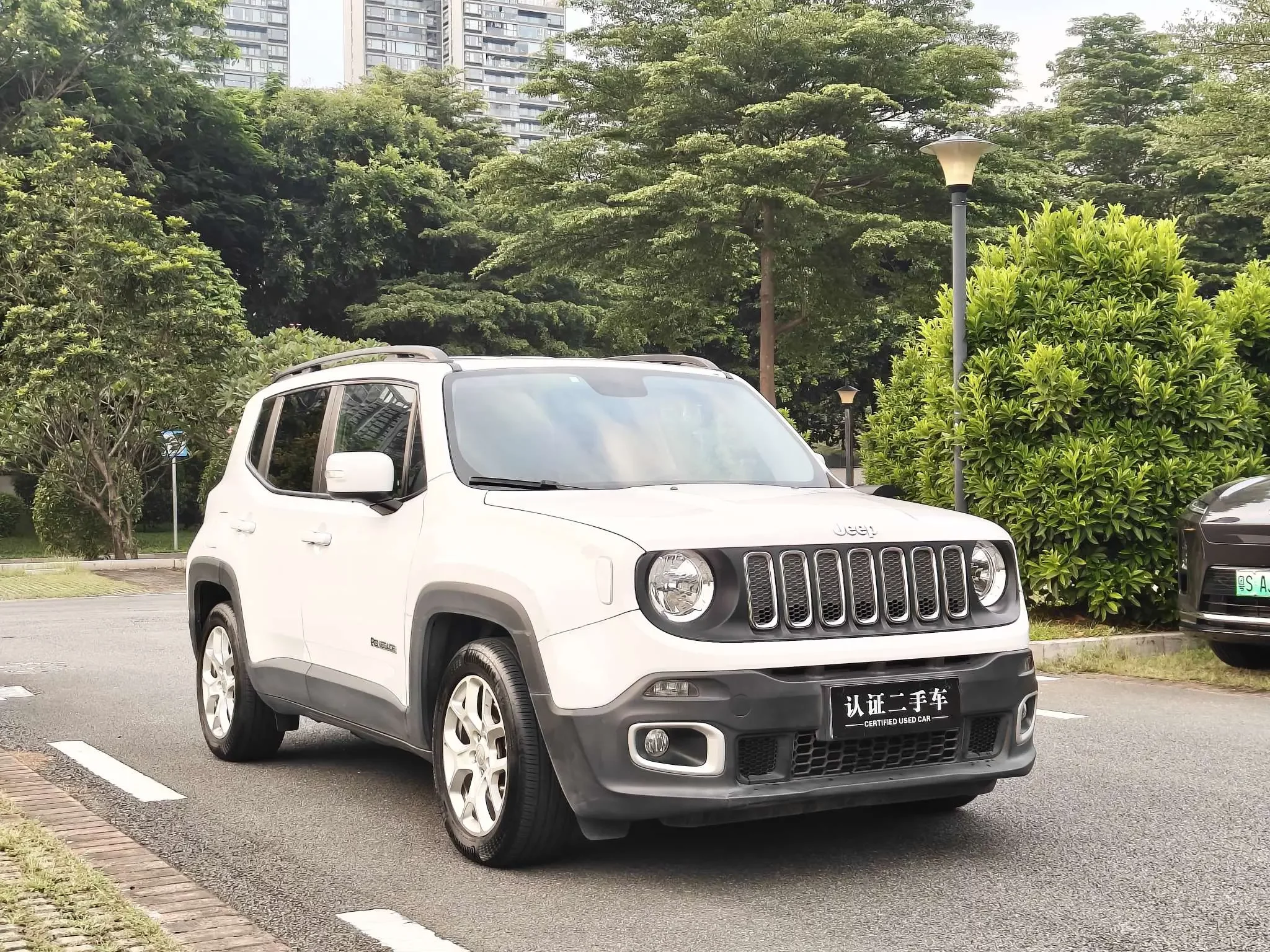 Jeep Freeman