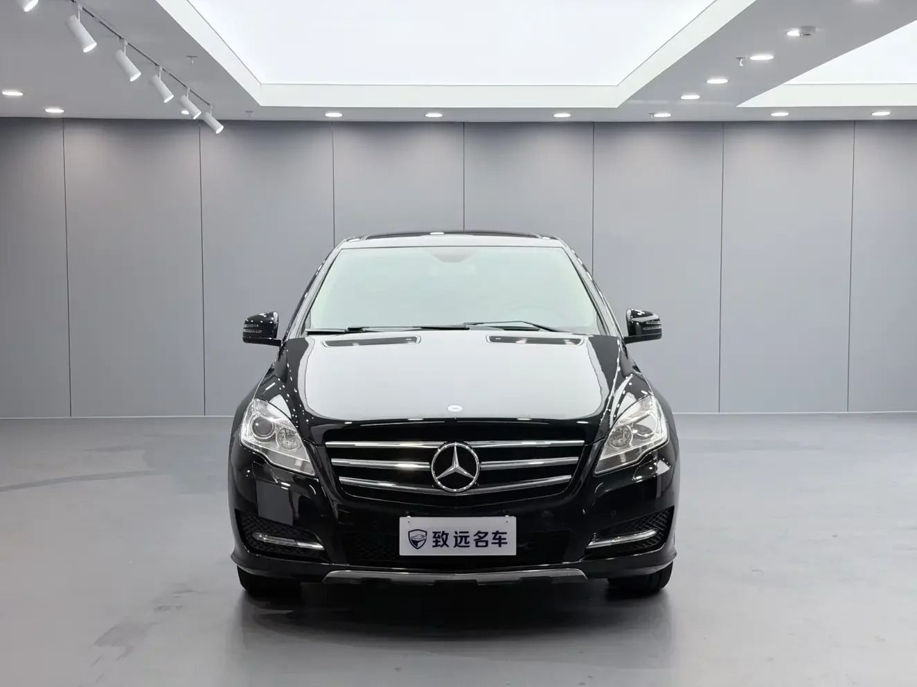 Mercedes-Benz R-Class
