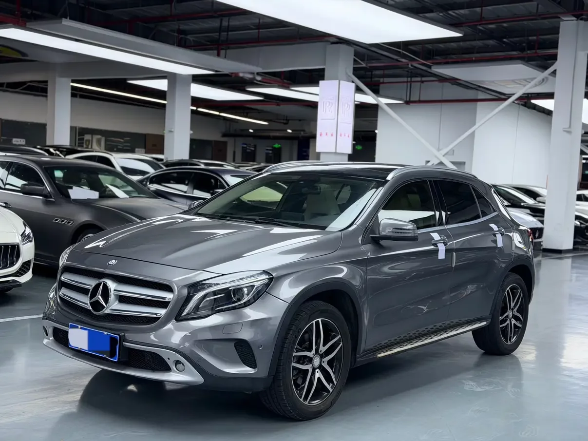 Mercedes-Benz GLA