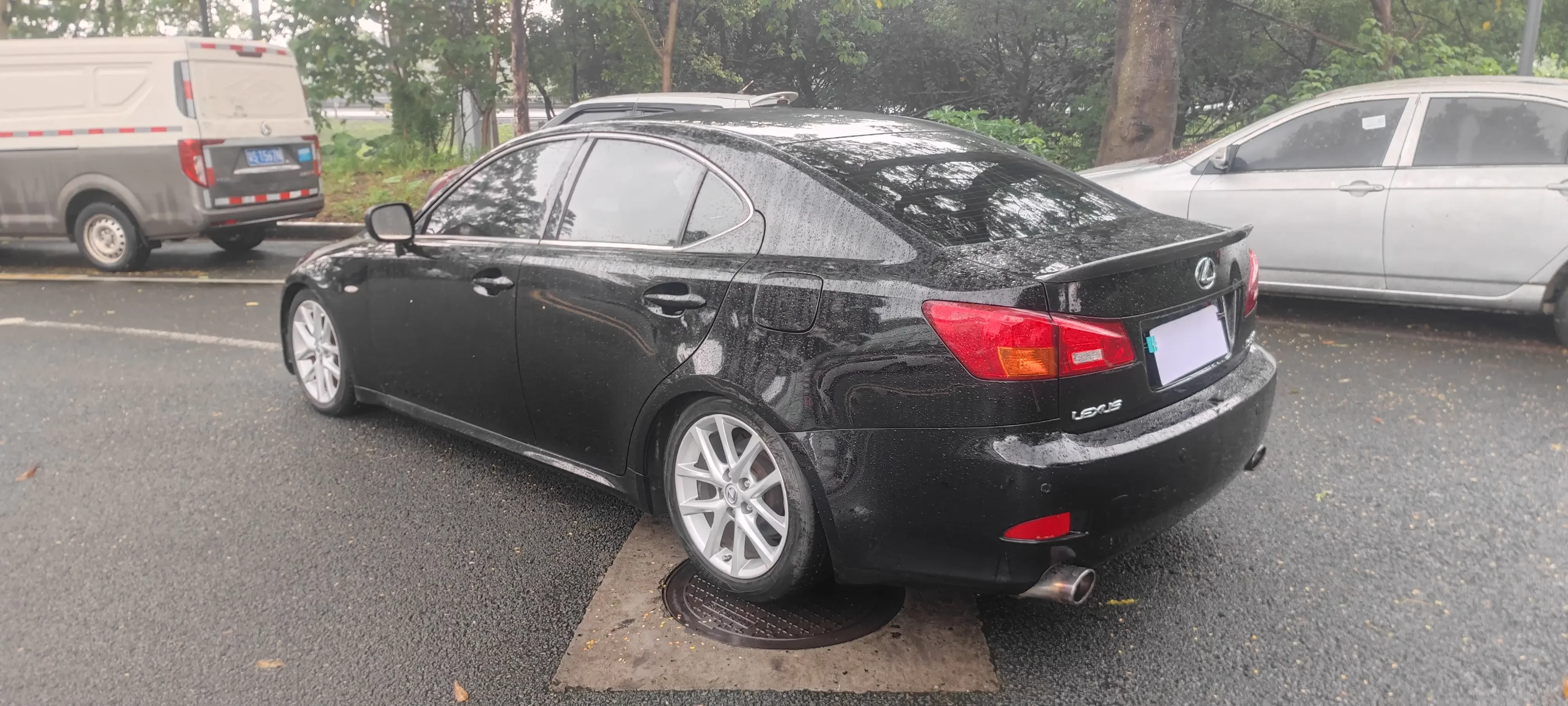 Lexus IS