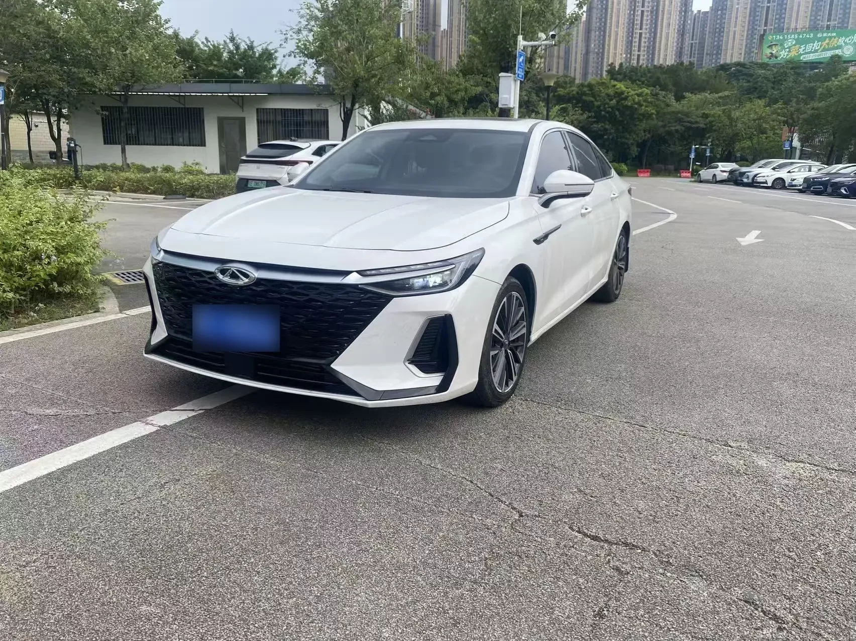 Chery Arrizo 8