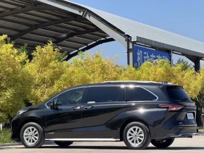 Toyota Granvia
