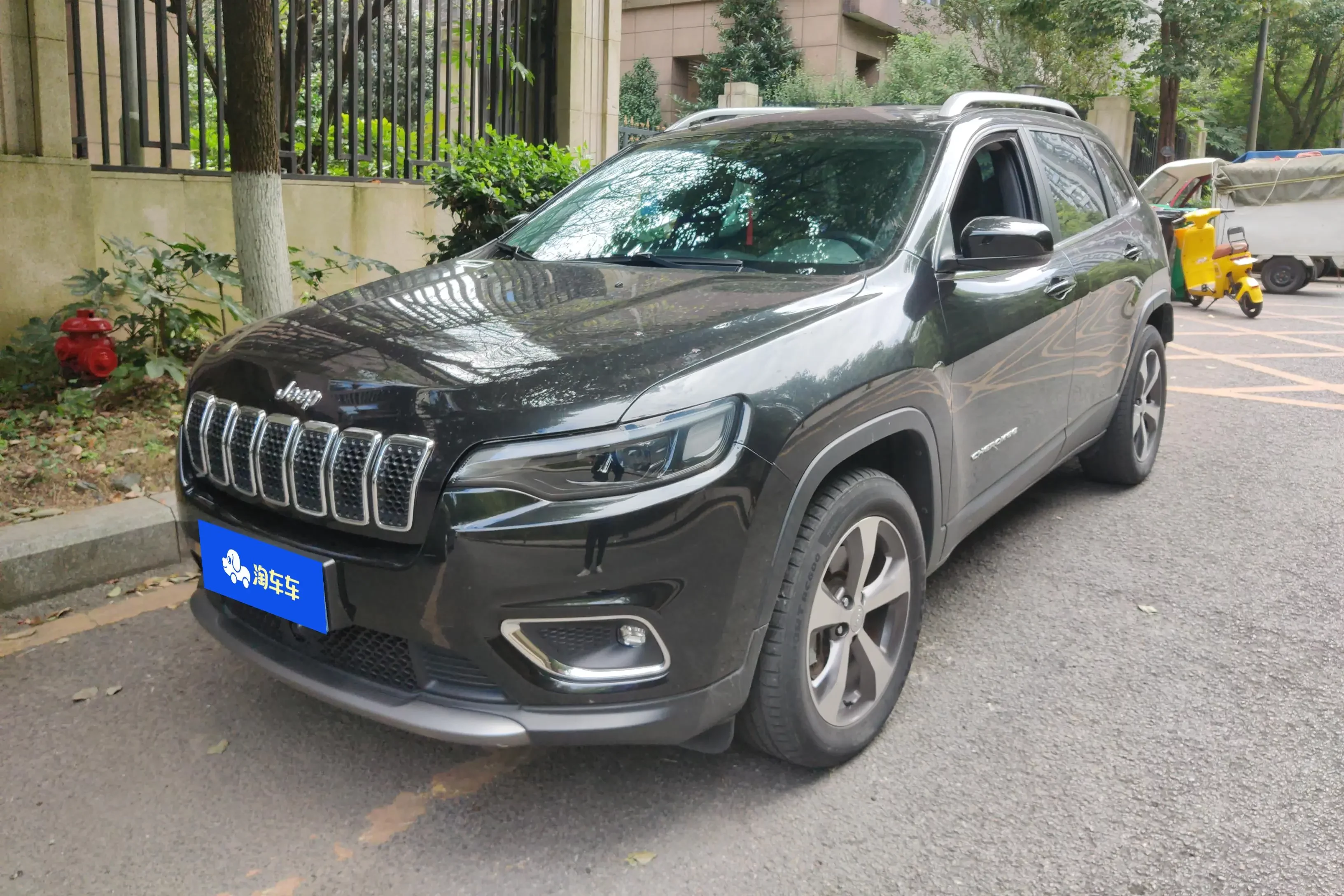 Jeep Cherokee