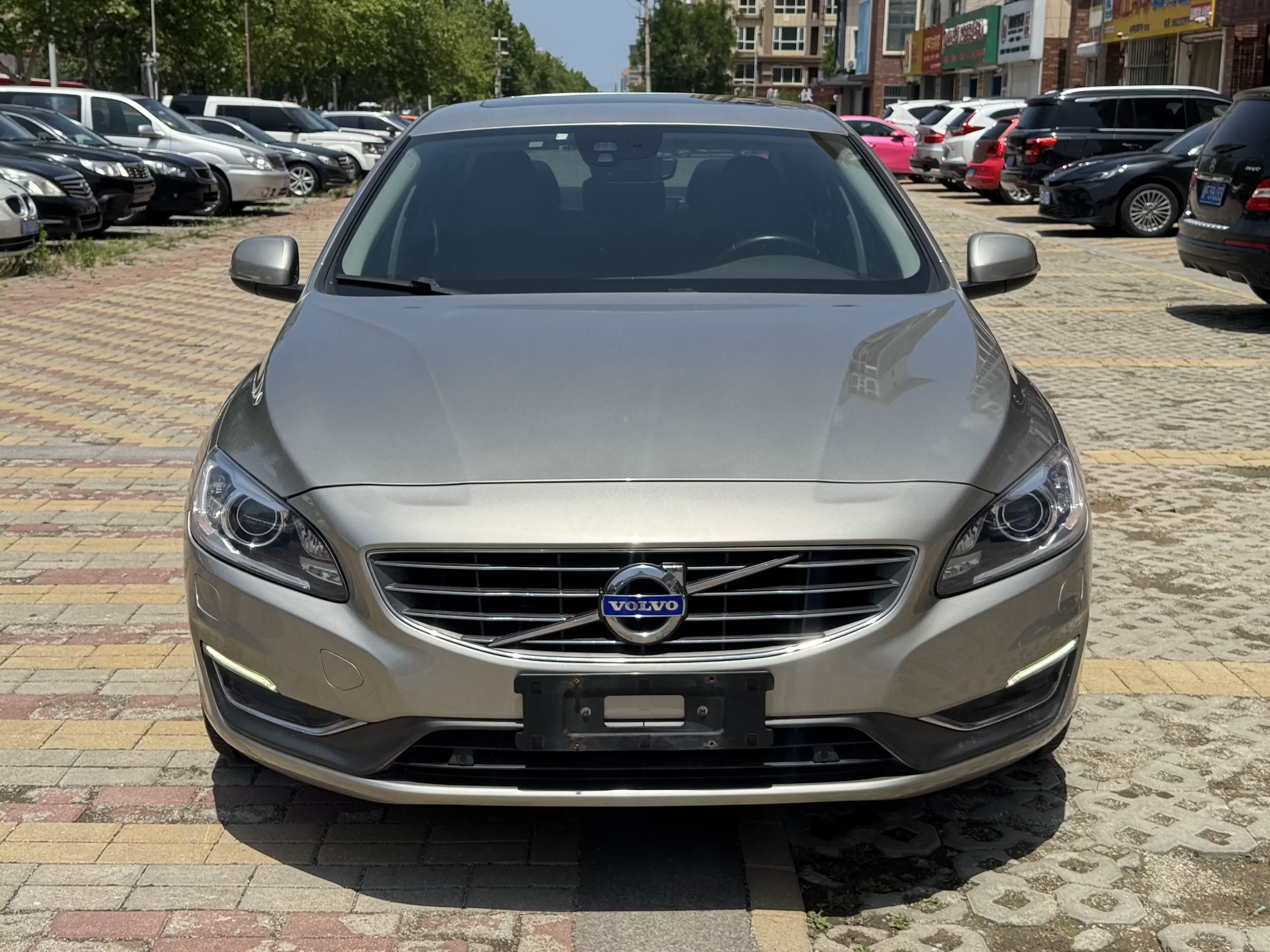 Volvo S60