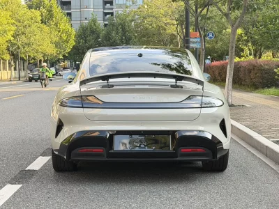 Xiaomi SU7