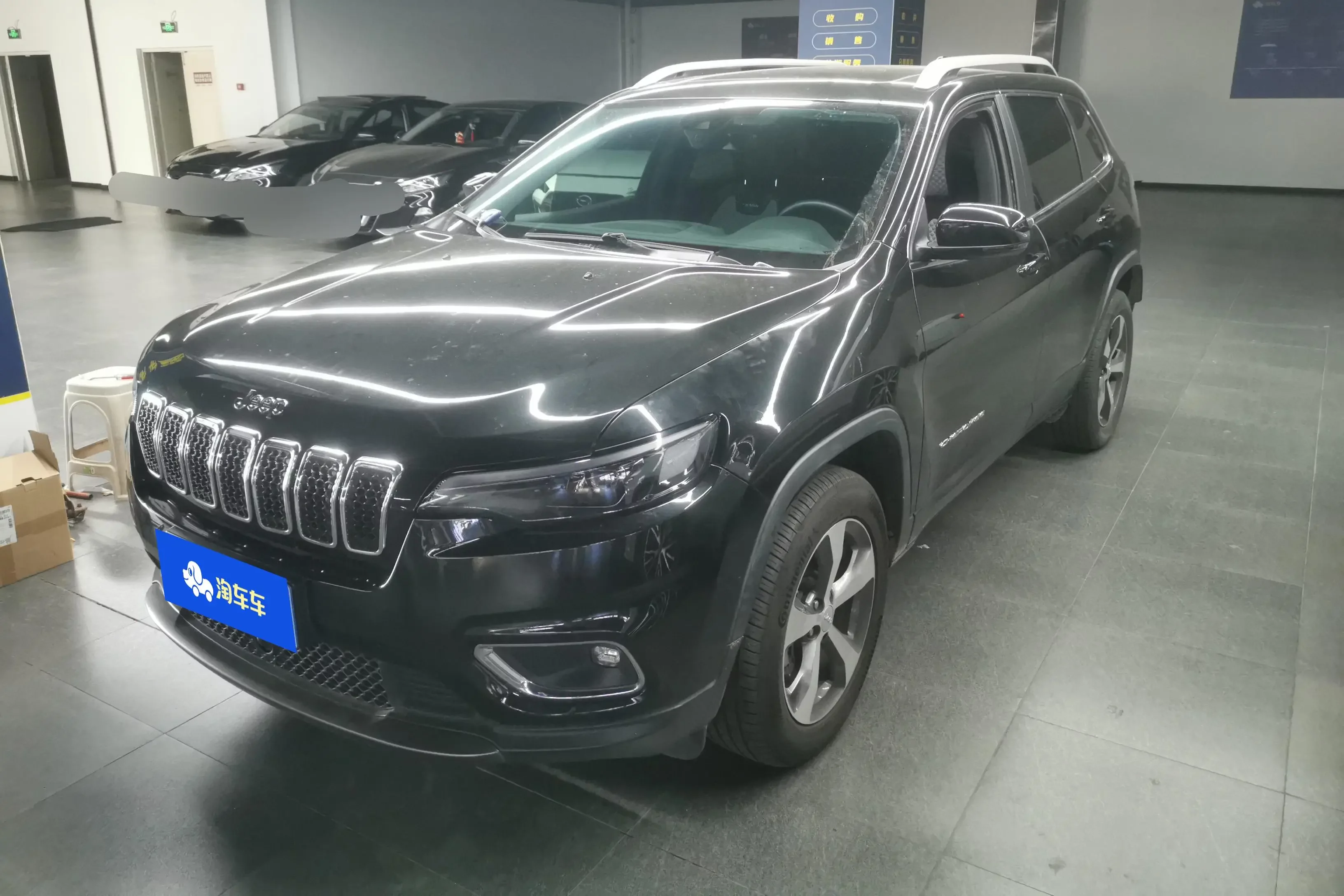 Jeep Cherokee
