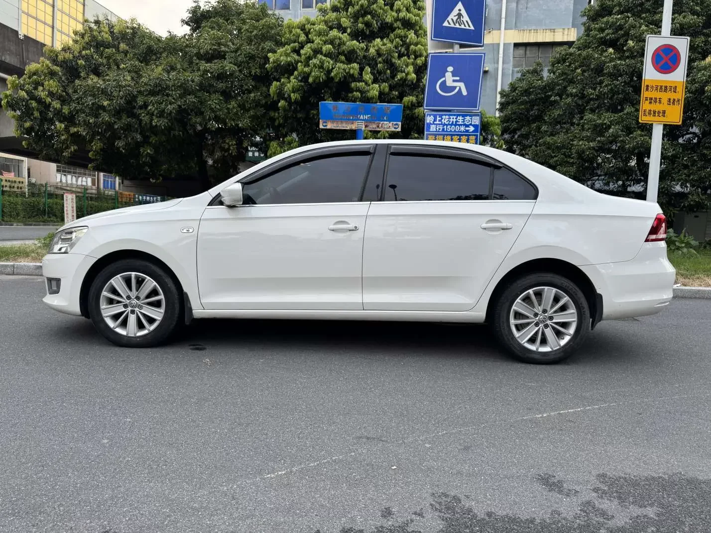 Volkswagen Santana