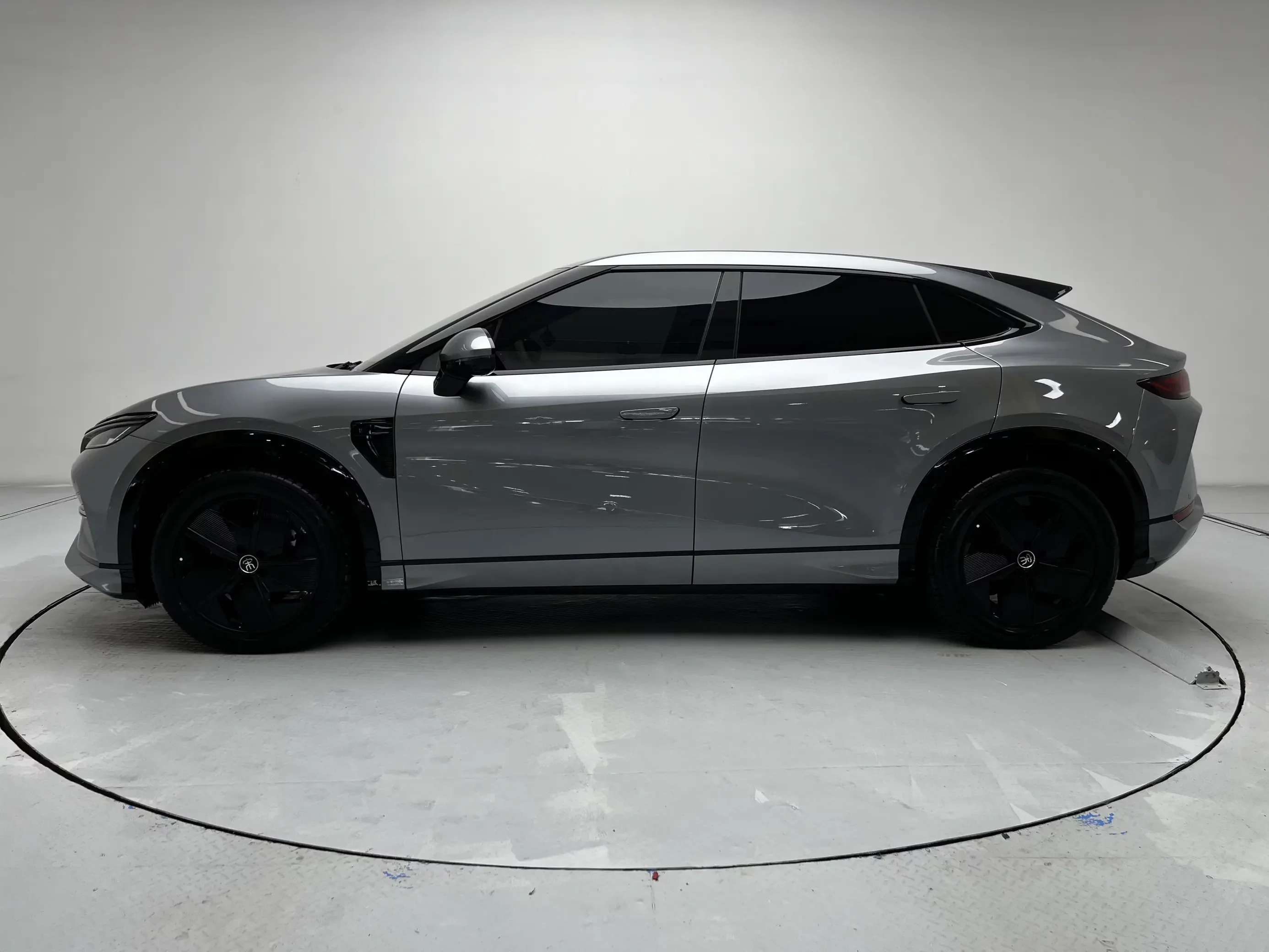 BYD Song L EV