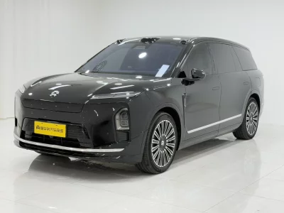 NIO ES8