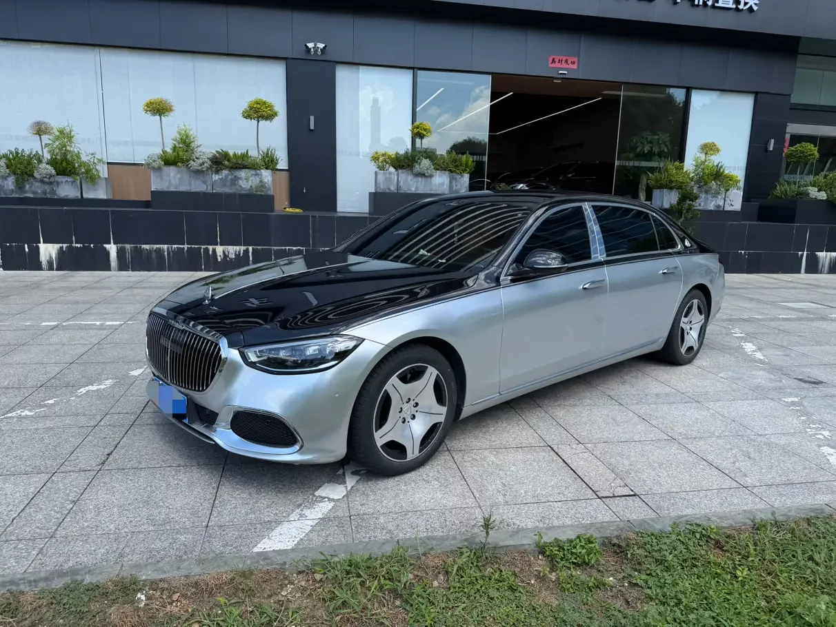 Mercedes-Benz Maybach S-Class