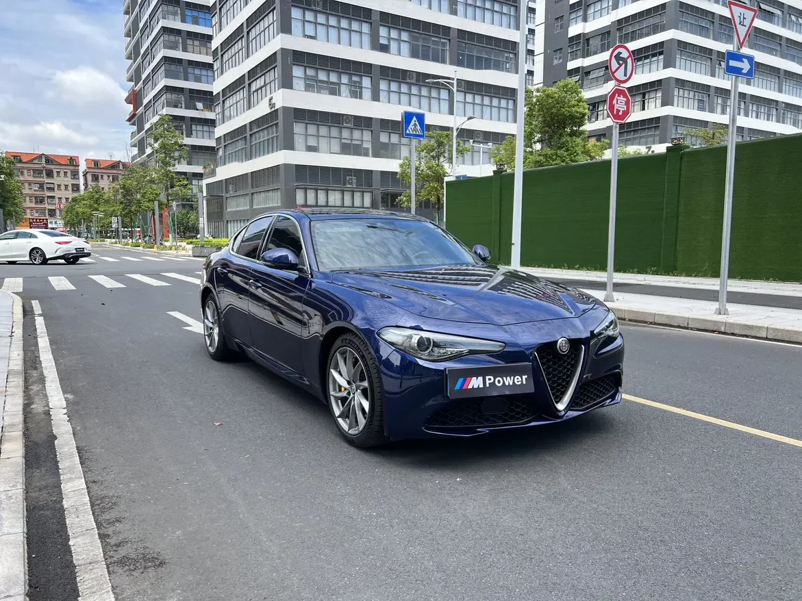 Alfa Romeo Giulia Juliet