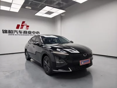 Wuling Starlight PHEV