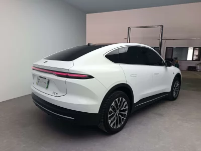 NIO EC6