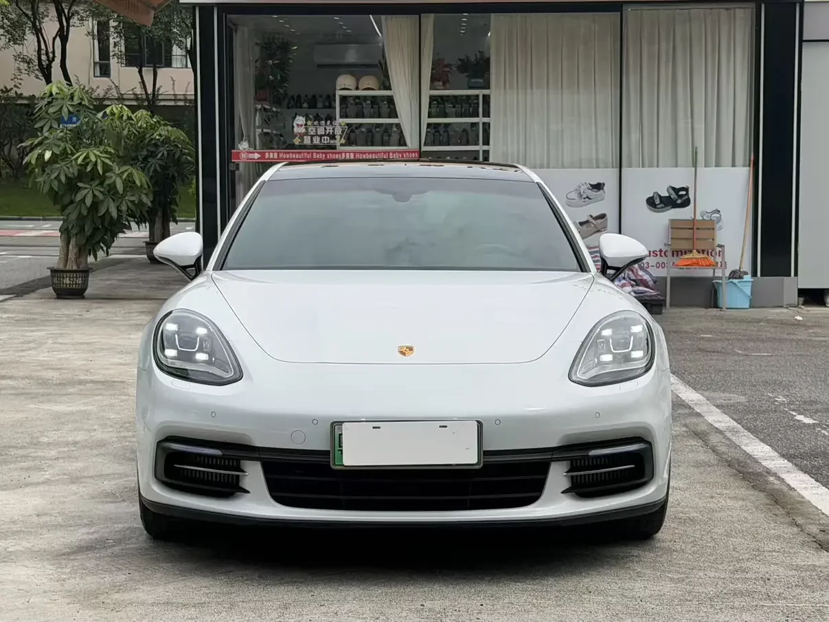 Porsche Panamera E-Hybrid