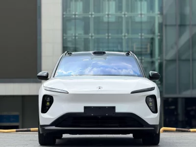 NIO ES6