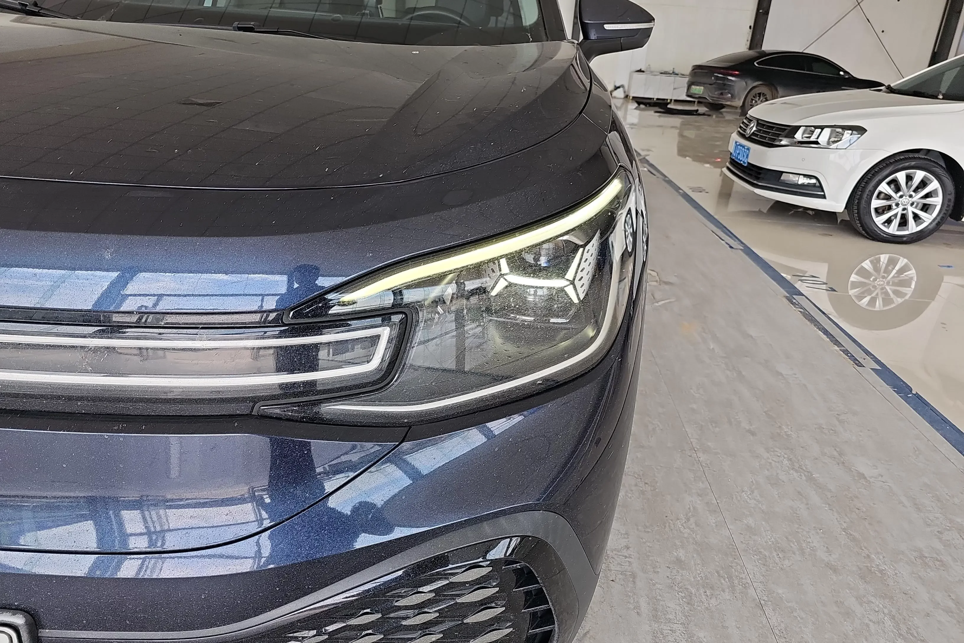 Volkswagen ID.6 CROZZ