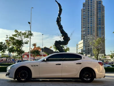 Maserati Ghibli