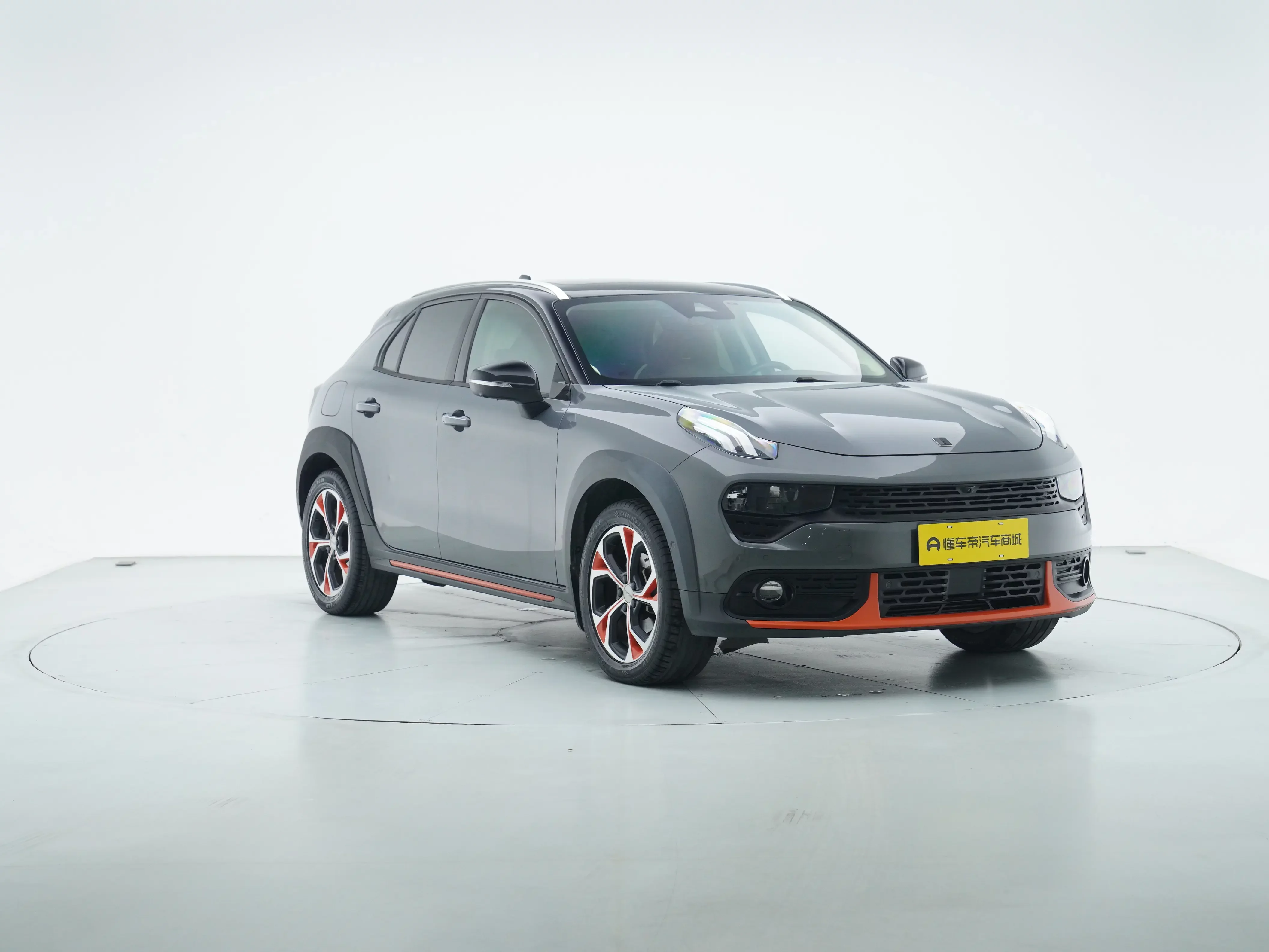 Lynk & Co 02