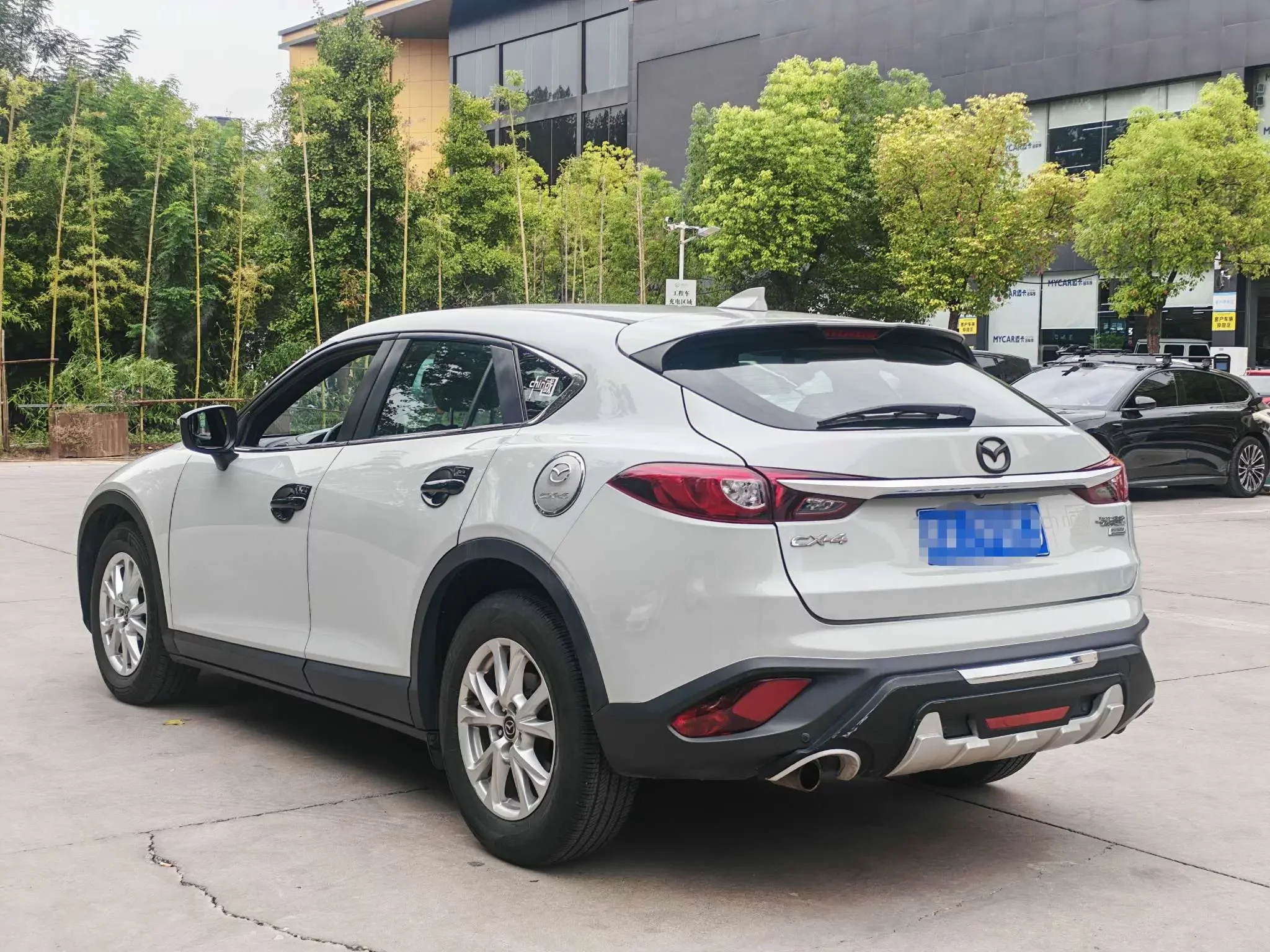 Mazda CX-4